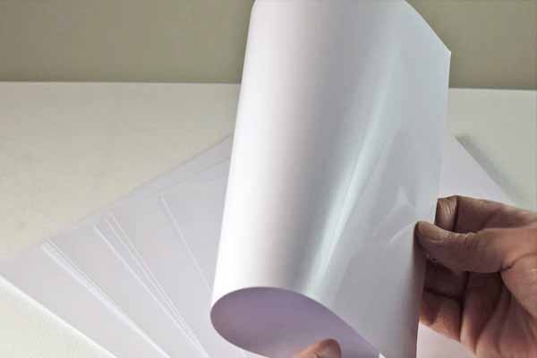 کاغذ گلاسه و تحریر چه تفاوتی با همدیگر دارند؟